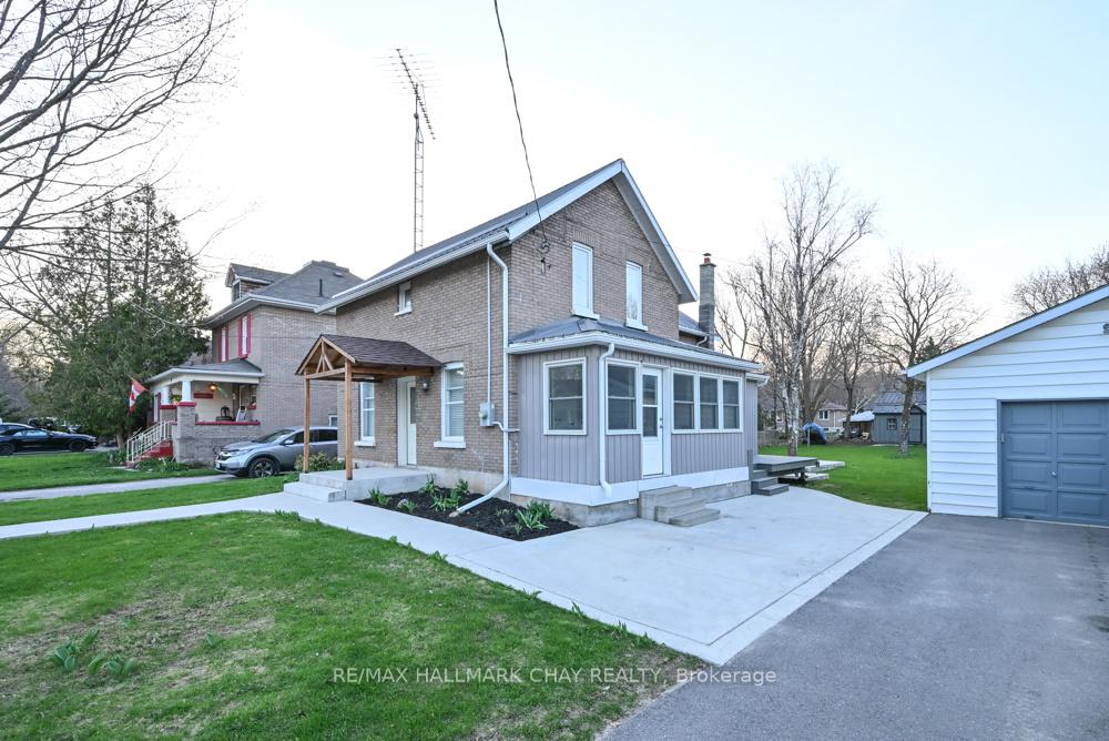 48 Caroline Street W, Clearview, ON L0M 1G0 — Clearview, Ontario