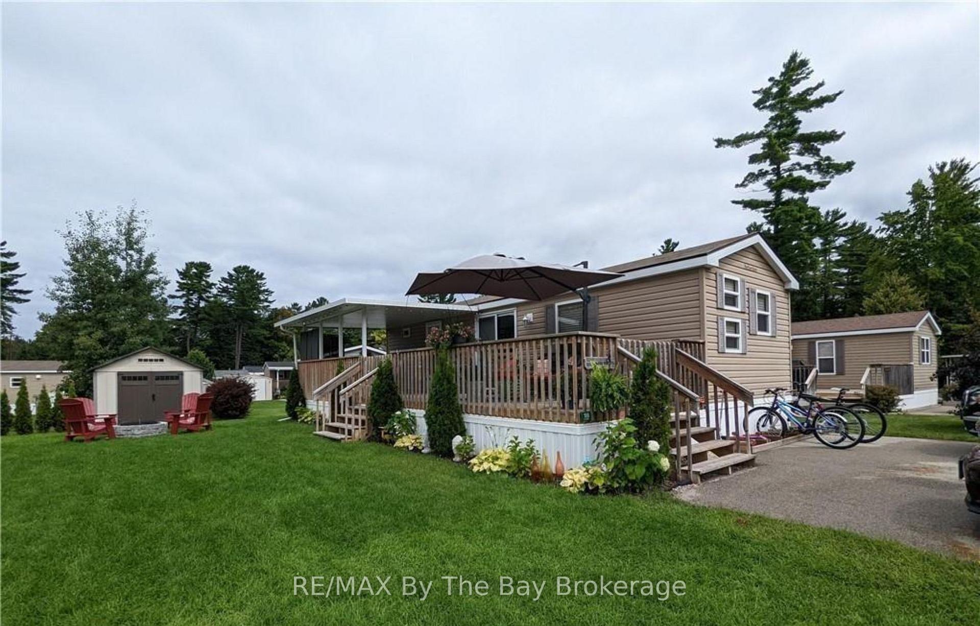 16 KENORA Trail, Wasaga Beach, ON L9Z 1X7 — Wasaga Beach, Ontario