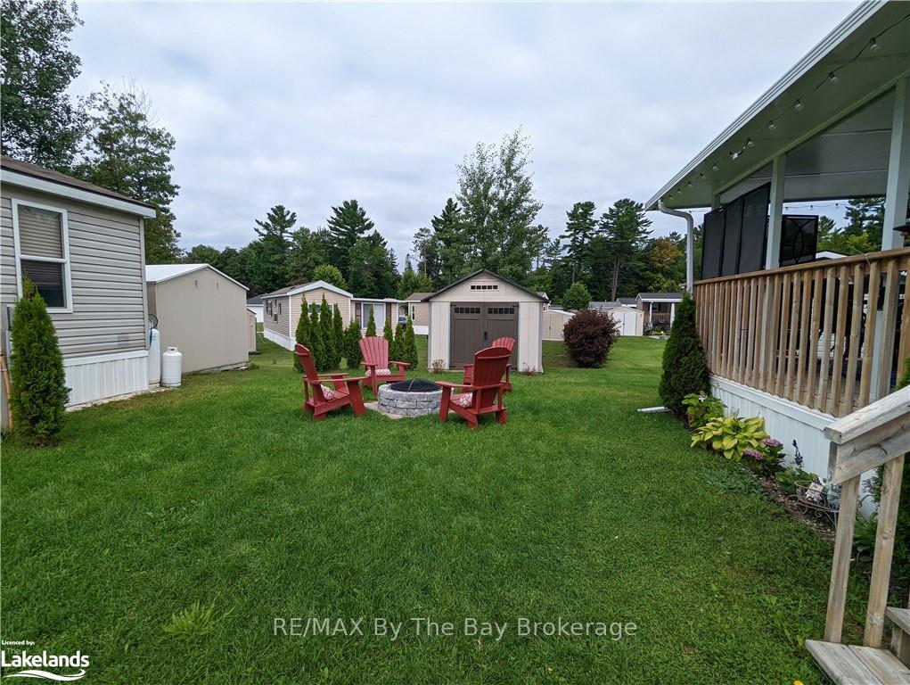 16 KENORA Trail, Wasaga Beach — photo 4 of 5