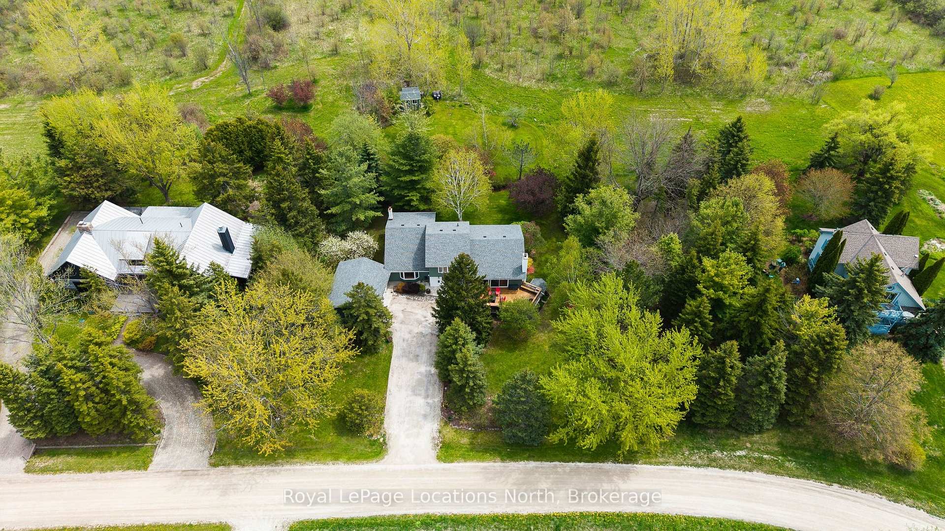 26 Oslerview Drive, Clearview, ON L9Y 3Y9 — Clearview, Ontario
