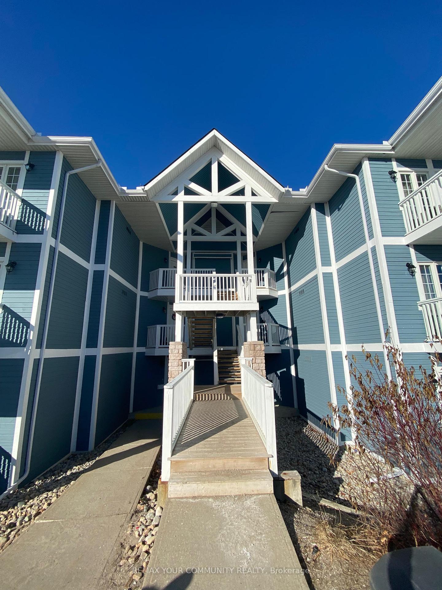 90 Highland Drive 2244/45, Oro-Medonte, ON L0L 2L0 — Oro-Medonte, Ontario