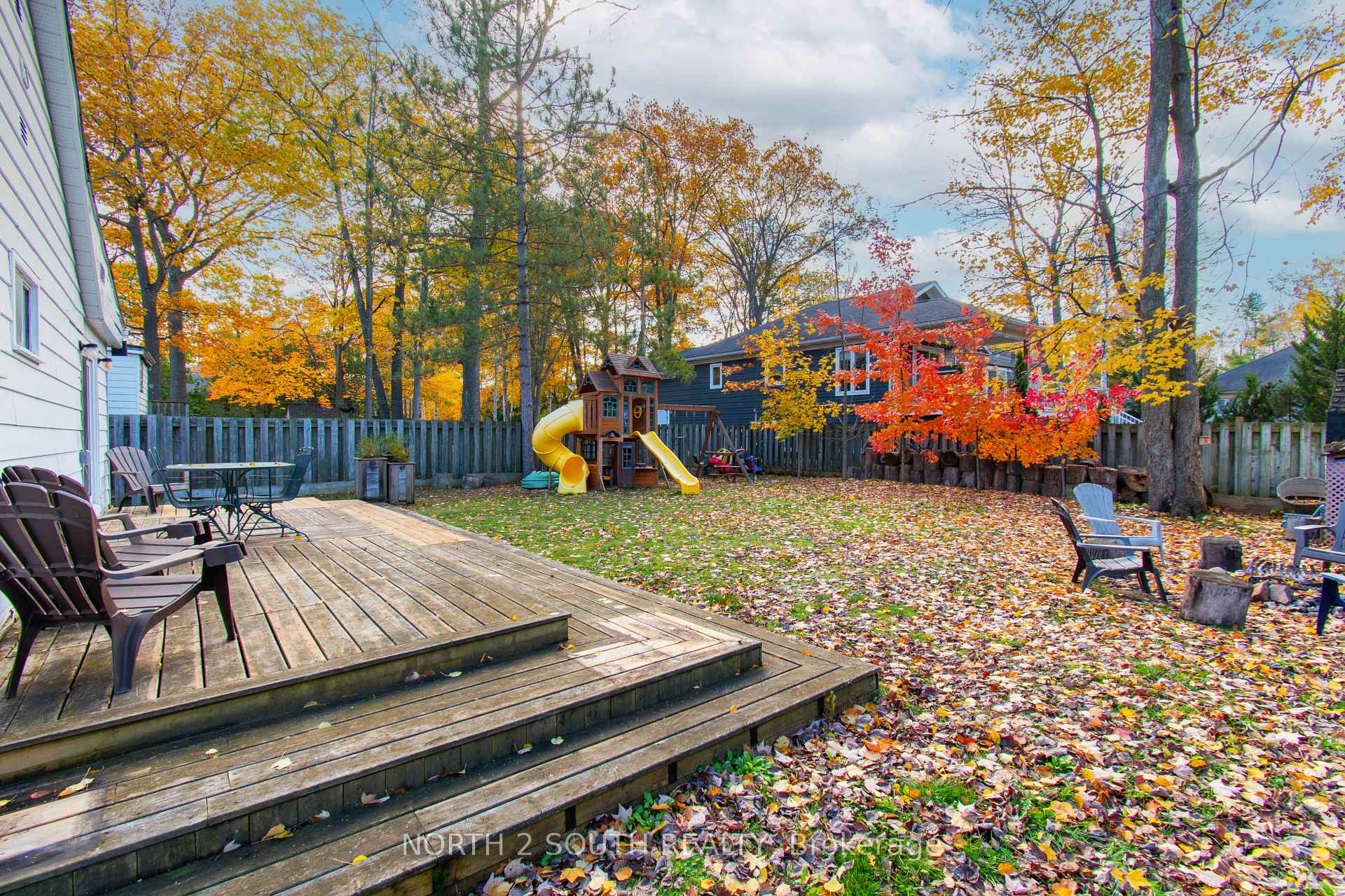 98 33rd Street N, Wasaga Beach — photo 5 of 5