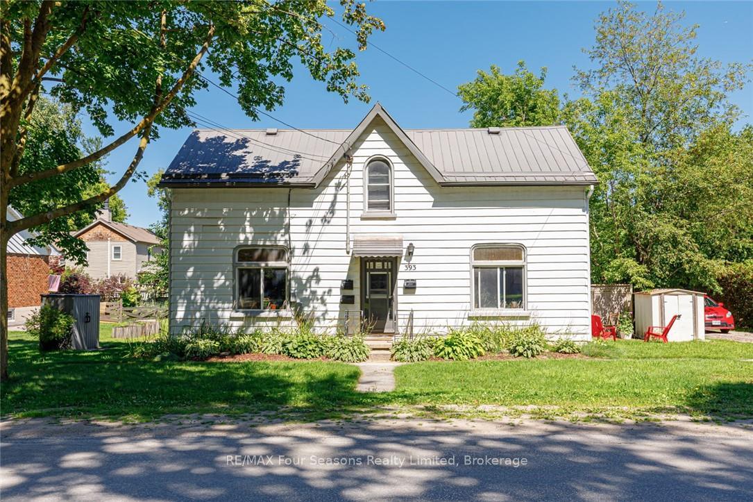393 Second Street, Collingwood — photo 4 of 5