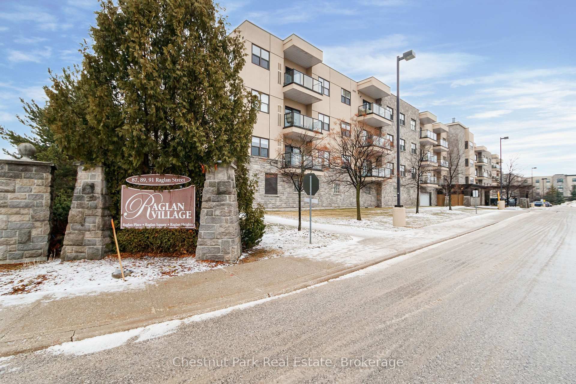 91 Raglan Street 412, Collingwood, ON L9Y 0B2 — Collingwood, Ontario