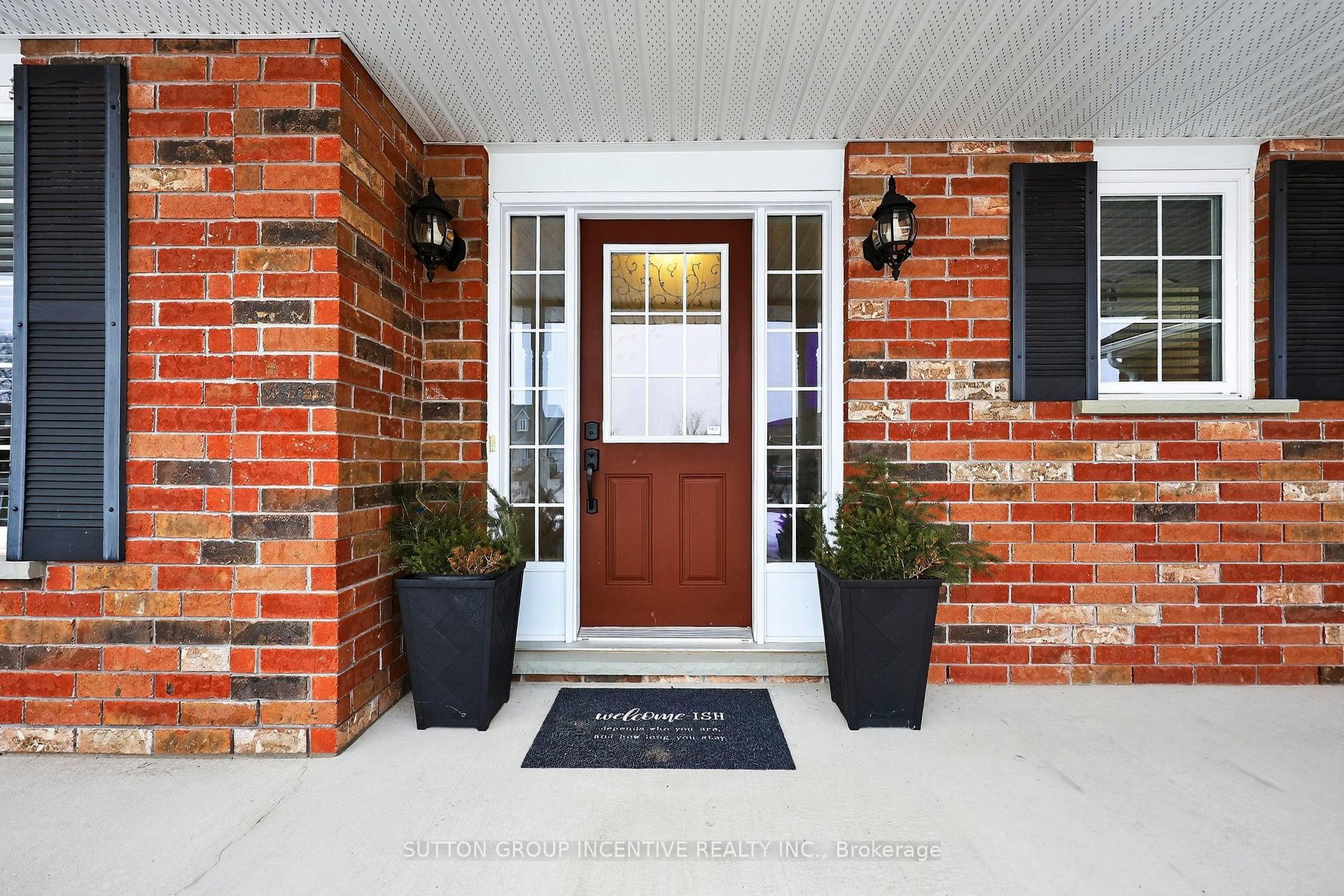 60 O'neill Circle, Springwater — photo 2 of 5