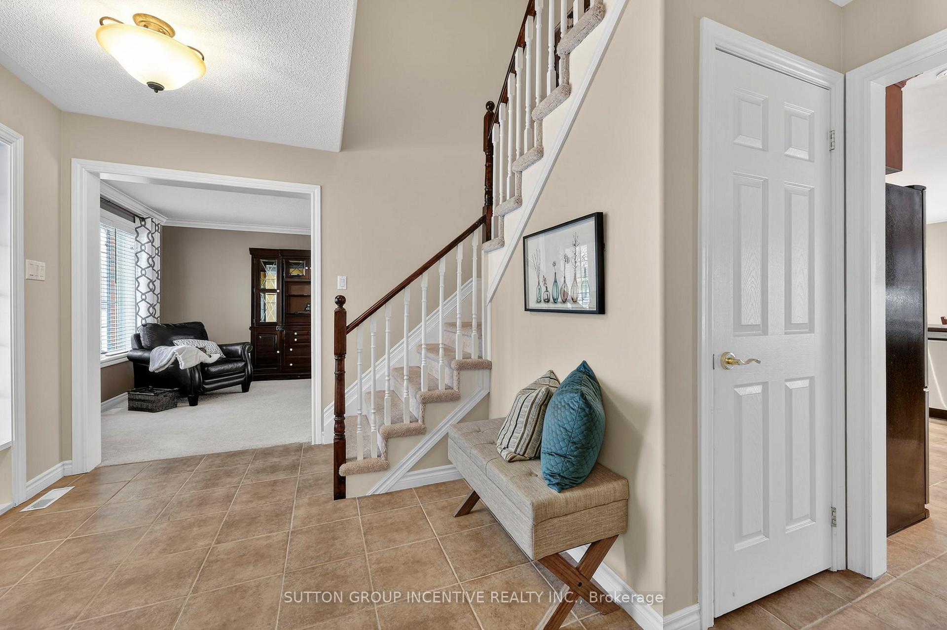 60 O'neill Circle, Springwater — photo 5 of 5