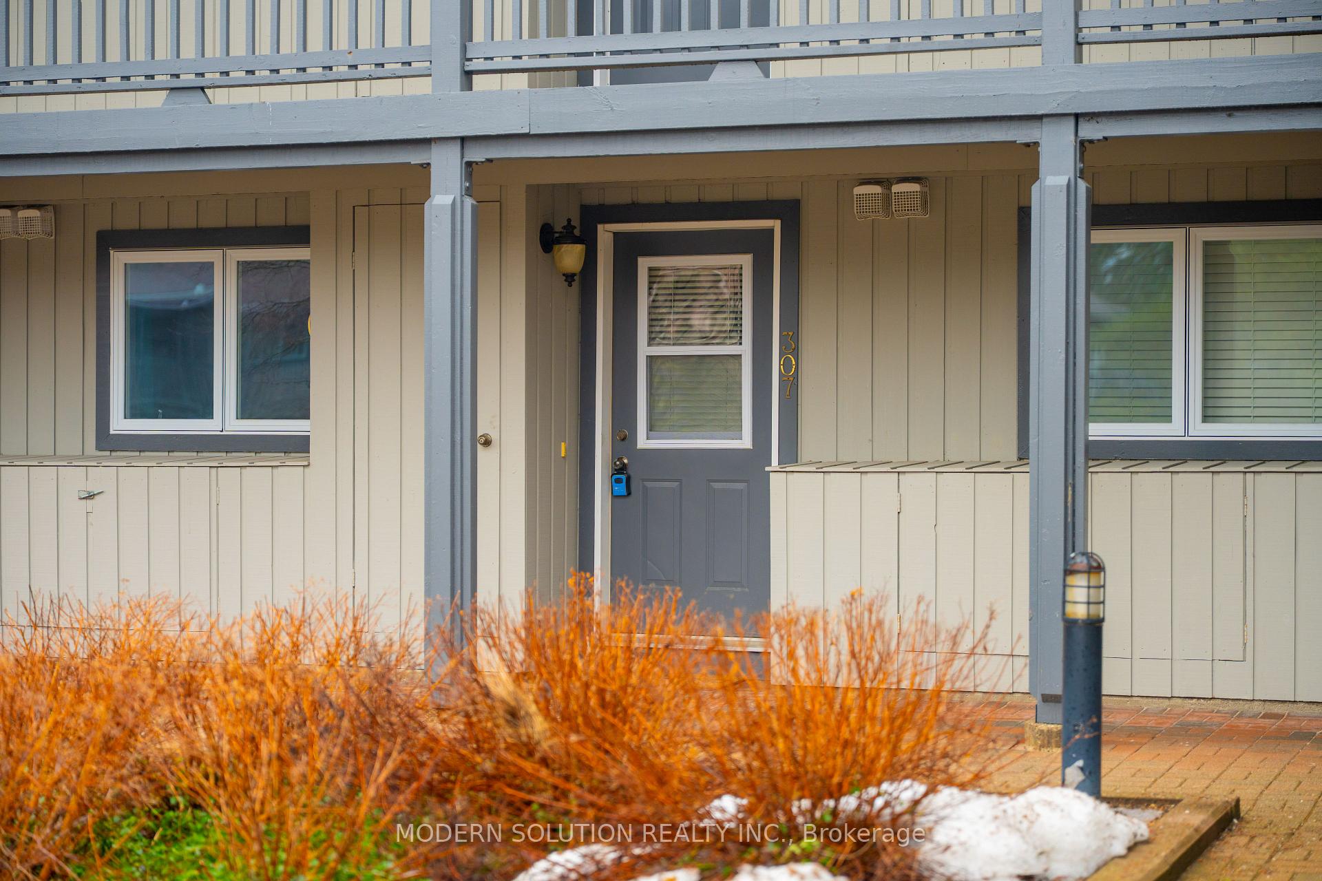 307 Mariners Way, Collingwood — photo 3 of 5