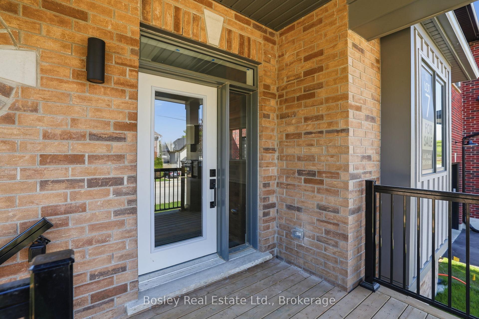 125 Sixth Street, Collingwood — photo 4 of 5