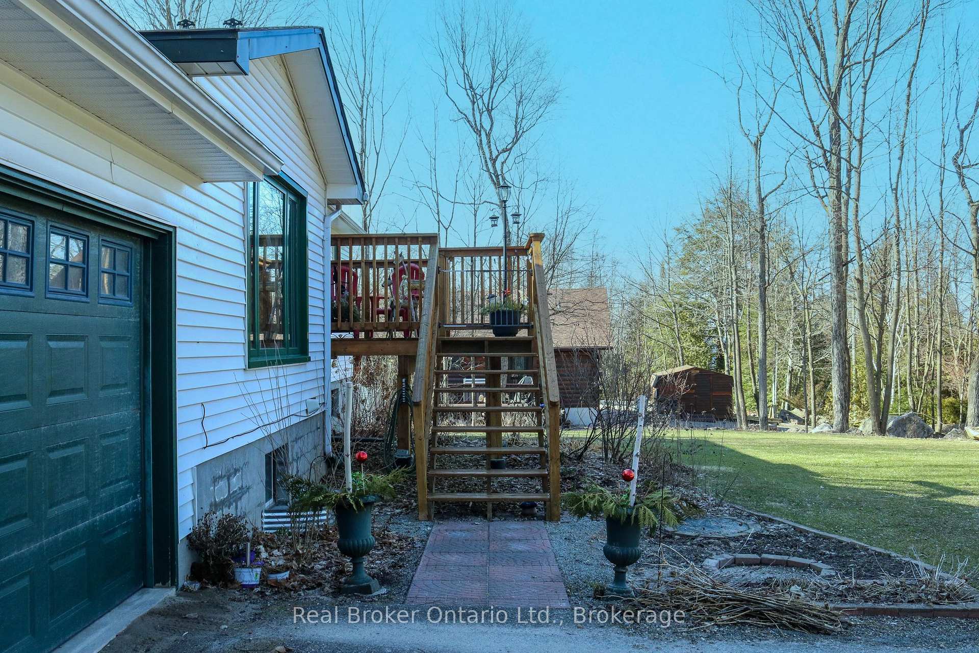 14 Seneca Crescent, Tiny — photo 4 of 5
