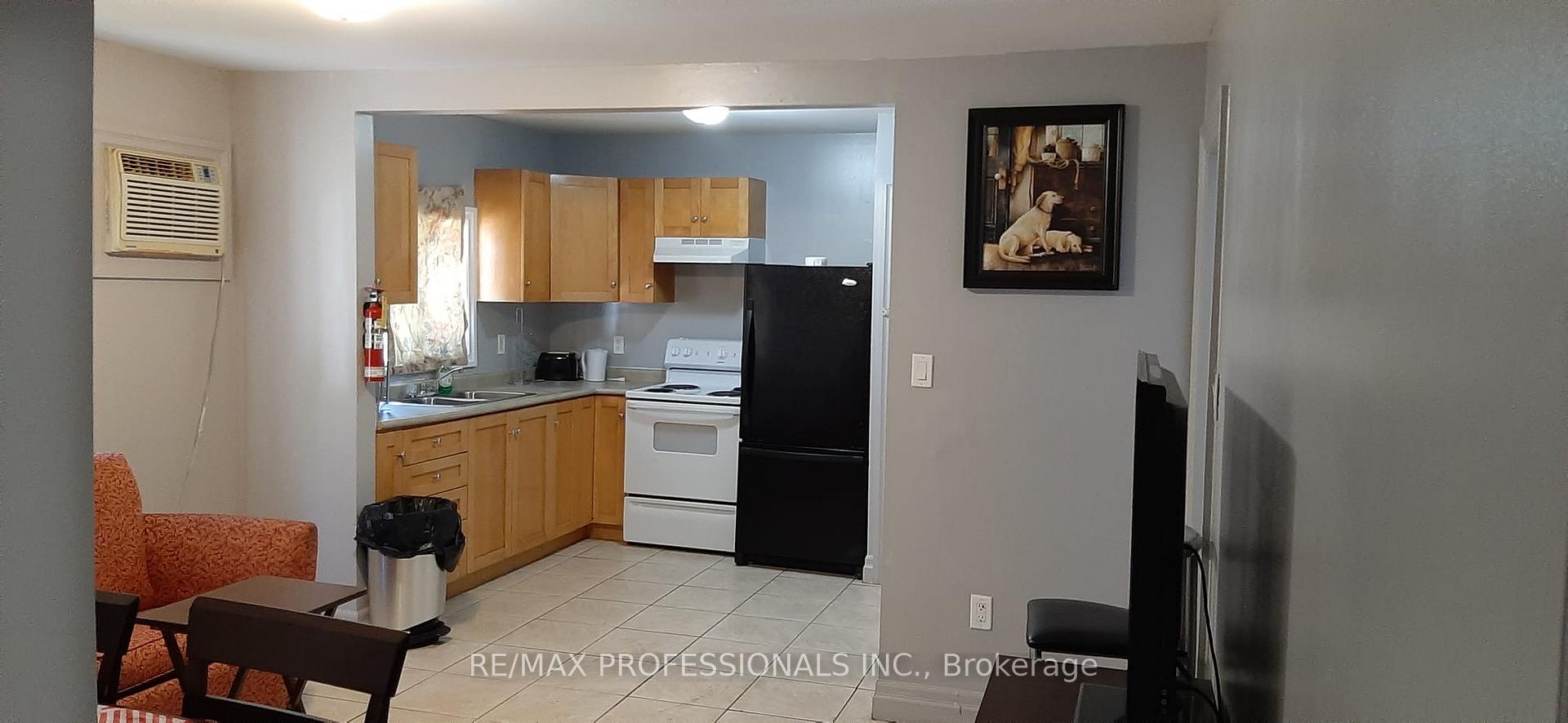63 Beck Street, Wasaga Beach — photo 4 of 5