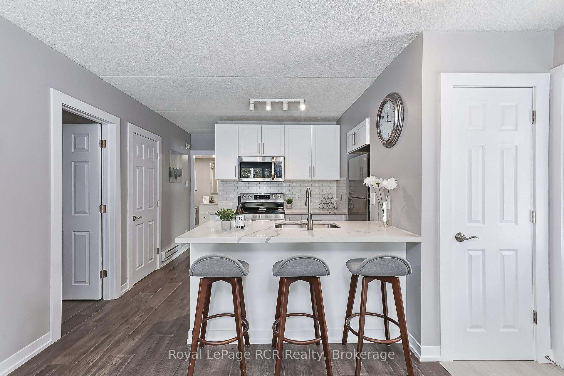 21 Dawson Drive 80, Collingwood — photo 5 of 5