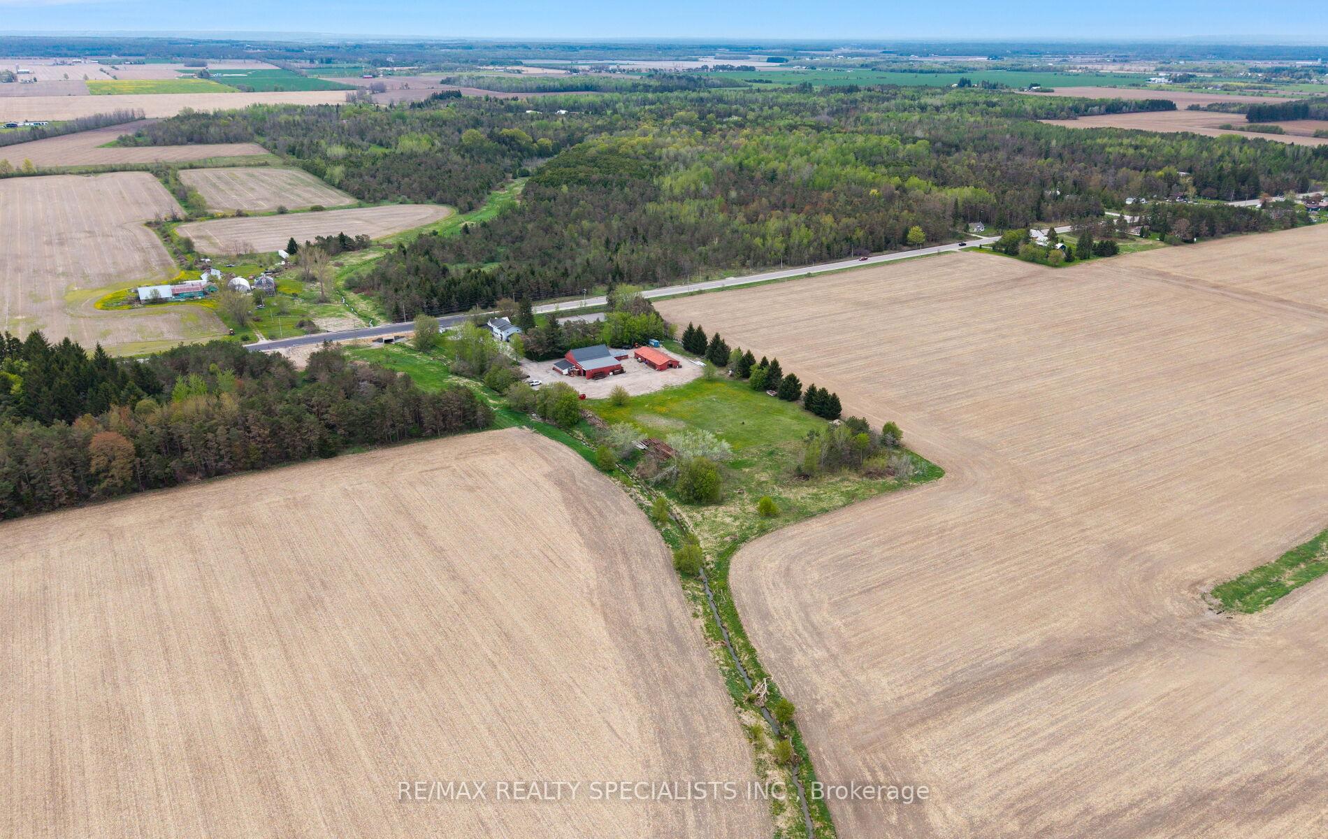 220 Queen Road W, Springwater, ON L0L 1P0 — Springwater, Ontario