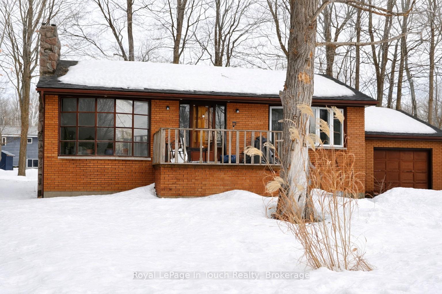 26 Dundee Drive, Tiny, ON L9M 0B3