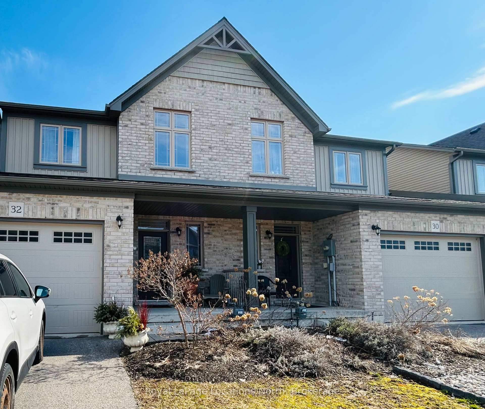 32 George Zubek Drive, Collingwood, ON L9Y 1M5