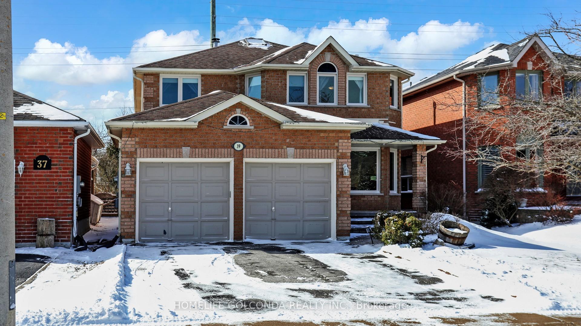 39 Etherington Crescent, Barrie, ON L4N 7T2