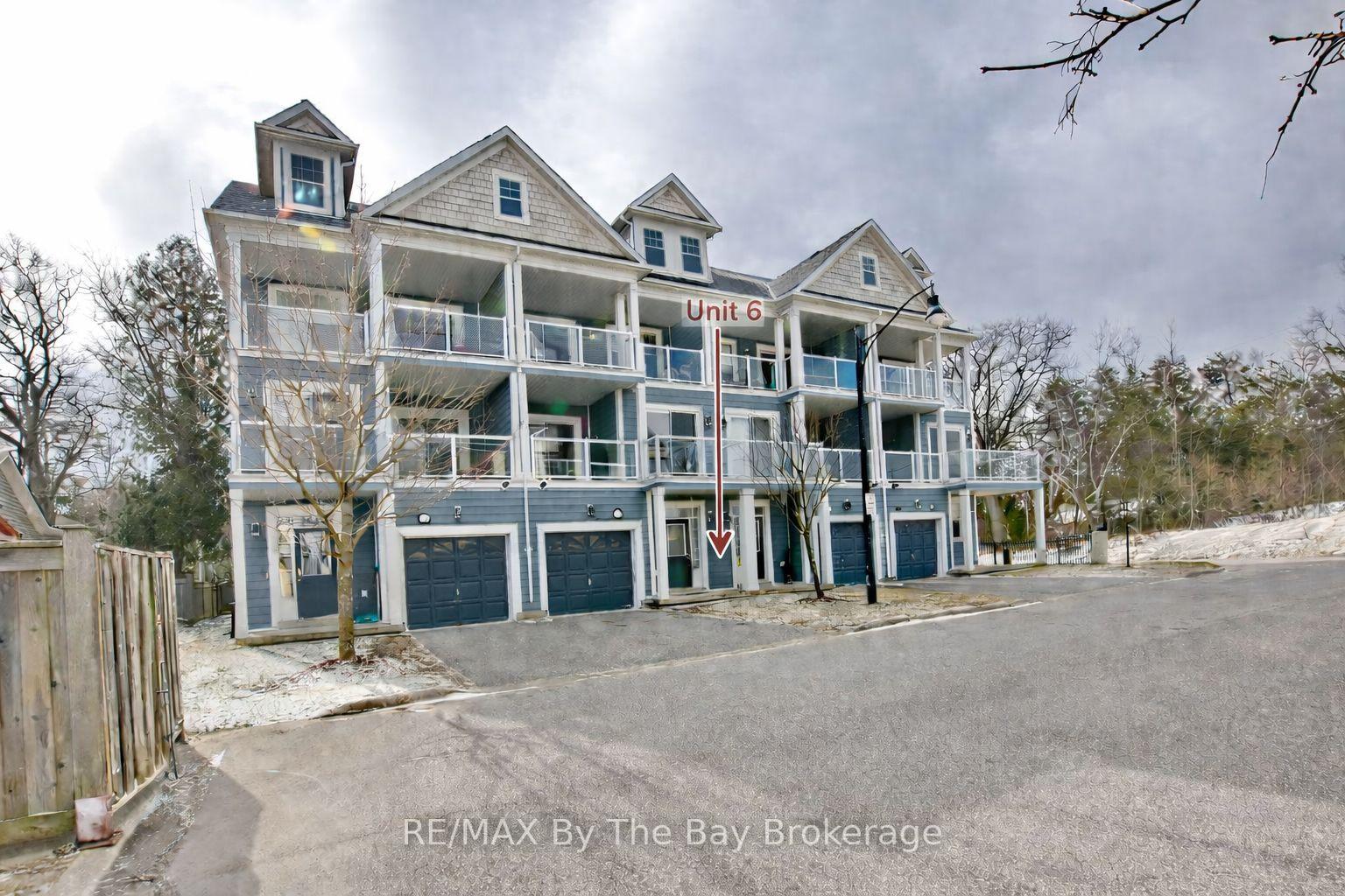 15 30th Street N 6, Wasaga Beach, ON L9Z 2C8