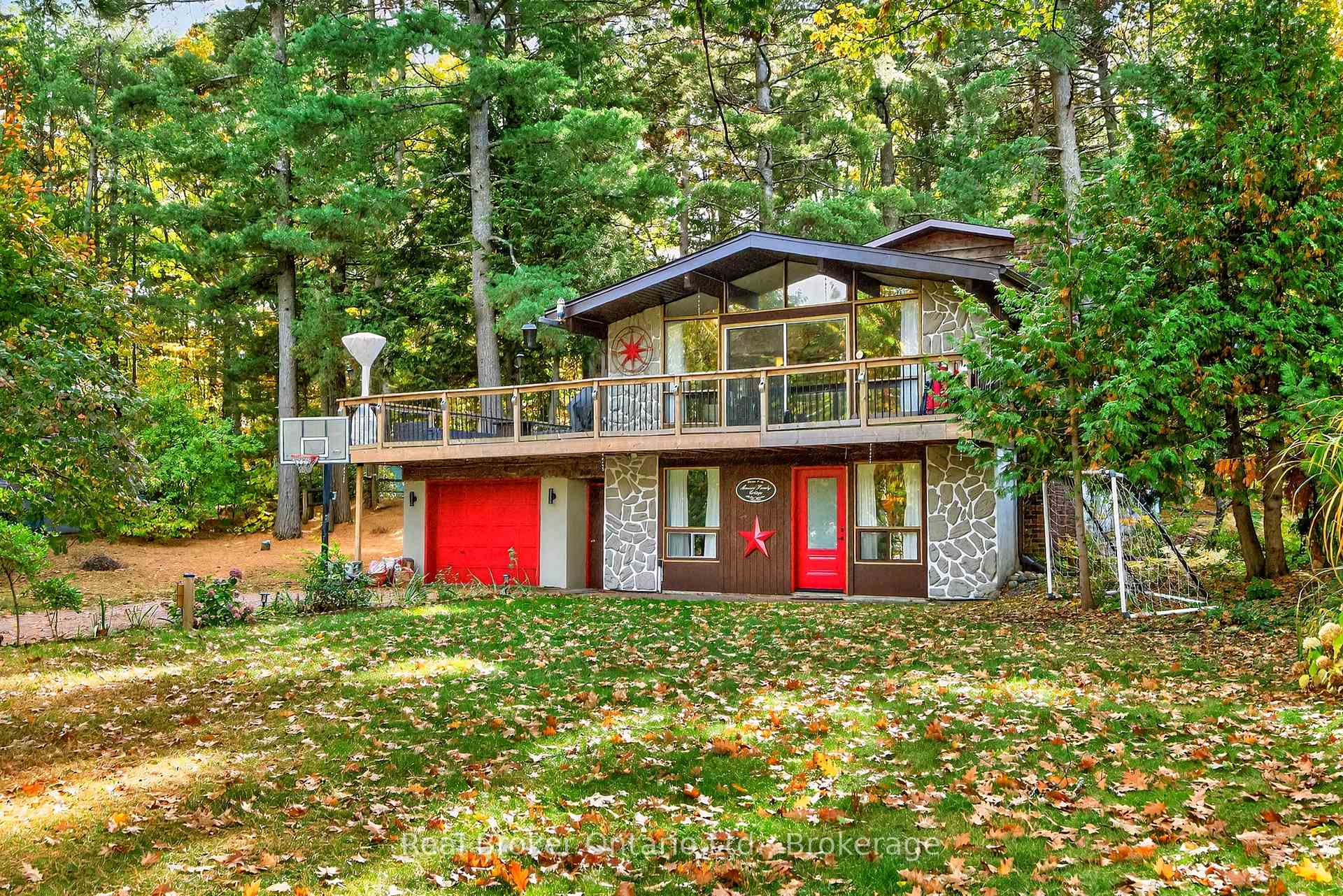 1950 Champlain Road, Tiny, ON L9M 0B6