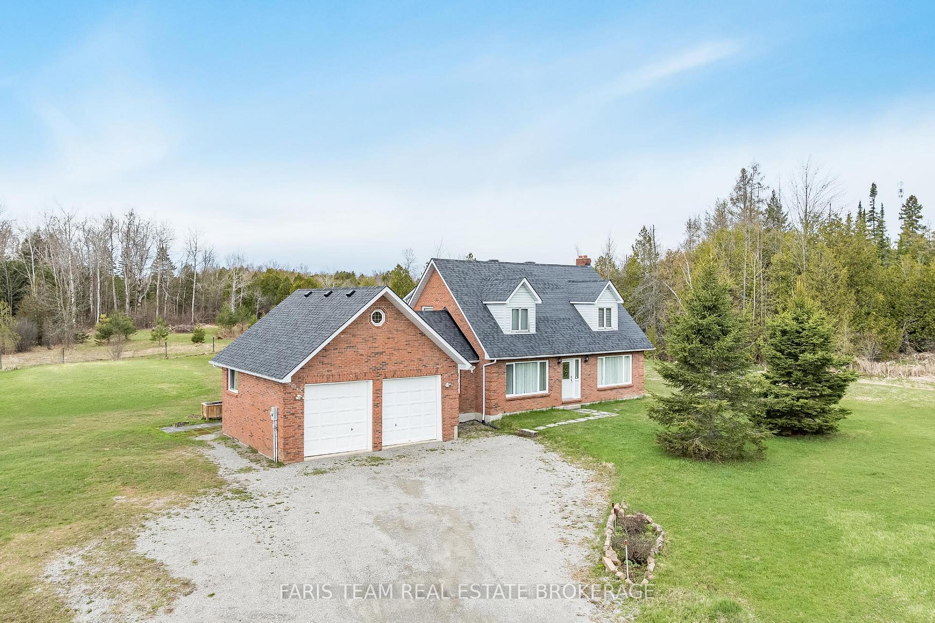 2104 Newton Street, Tay, ON L0K 2A0 — Tay, Ontario