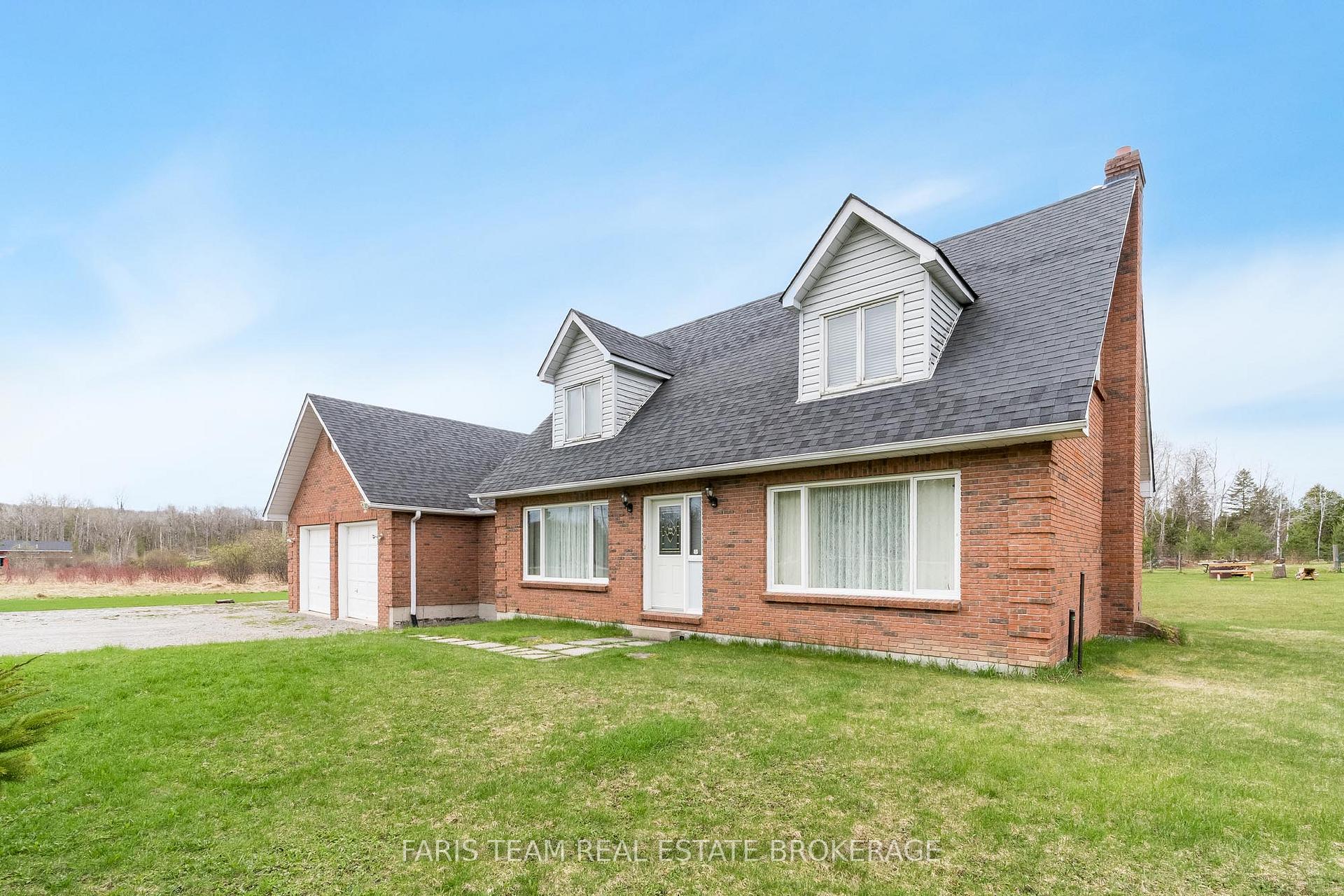 2104 Newton Street, Tay — photo 4 of 5