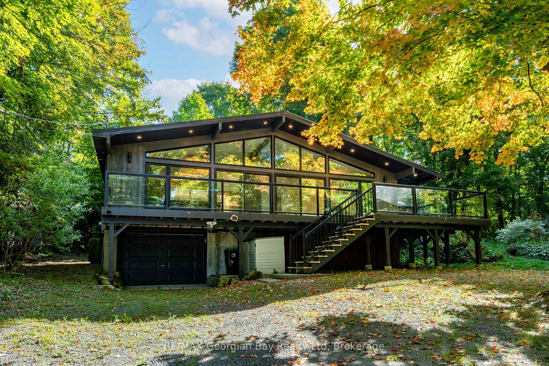 1745 Twin Oaks Crescent, Severn, ON L0K 1E0 — Severn, Ontario