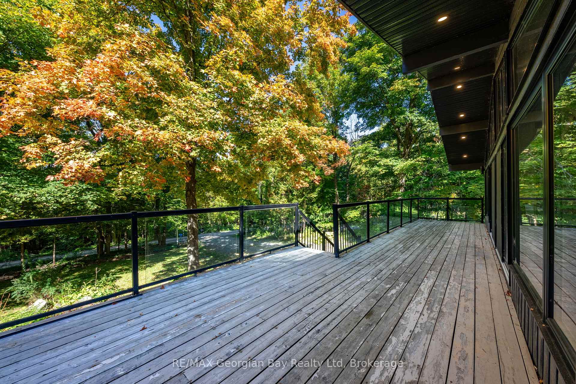 1745 Twin Oaks Crescent, Severn — photo 5 of 5