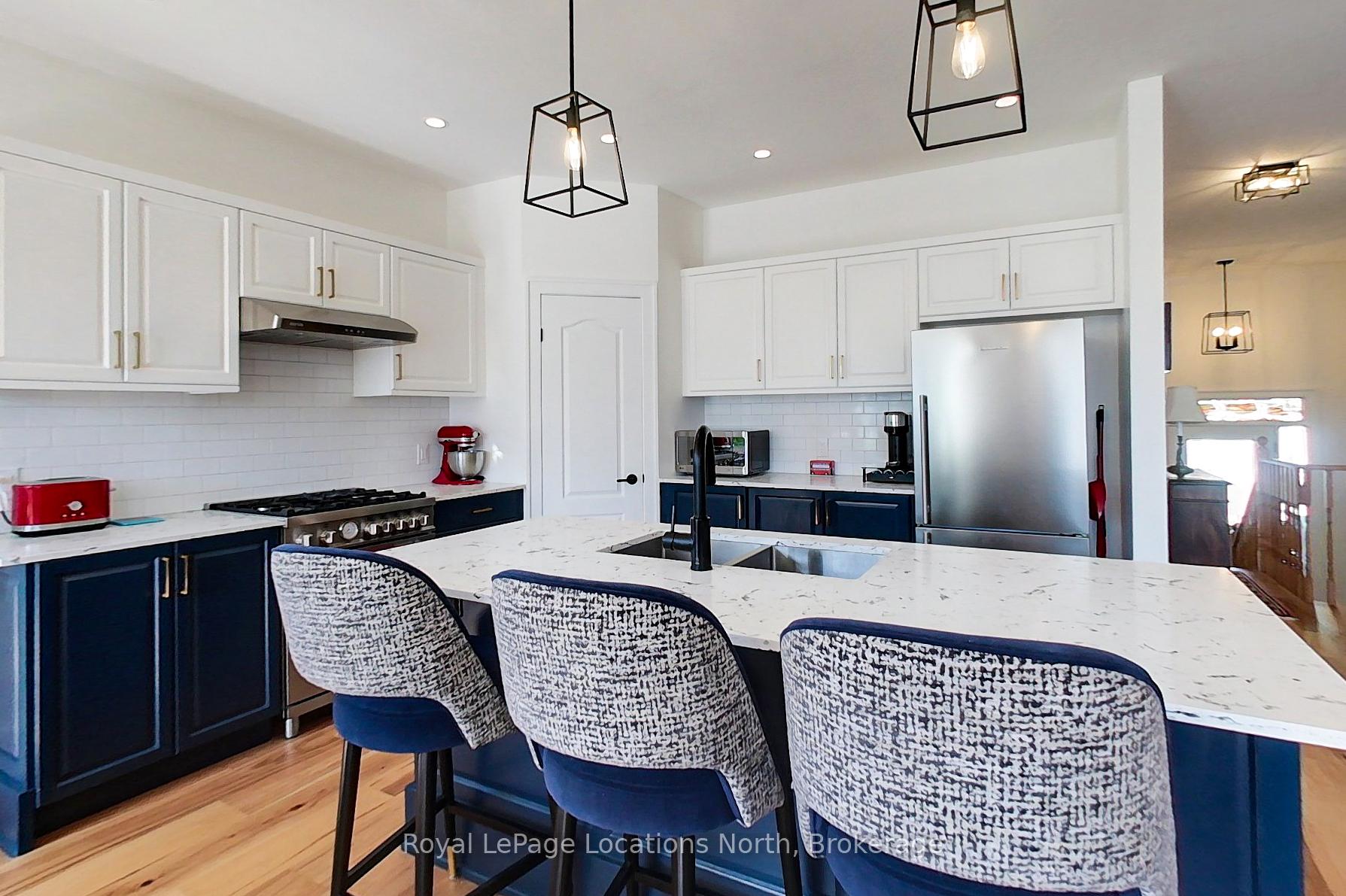 27 Newport Boulevard, Collingwood — photo 4 of 5