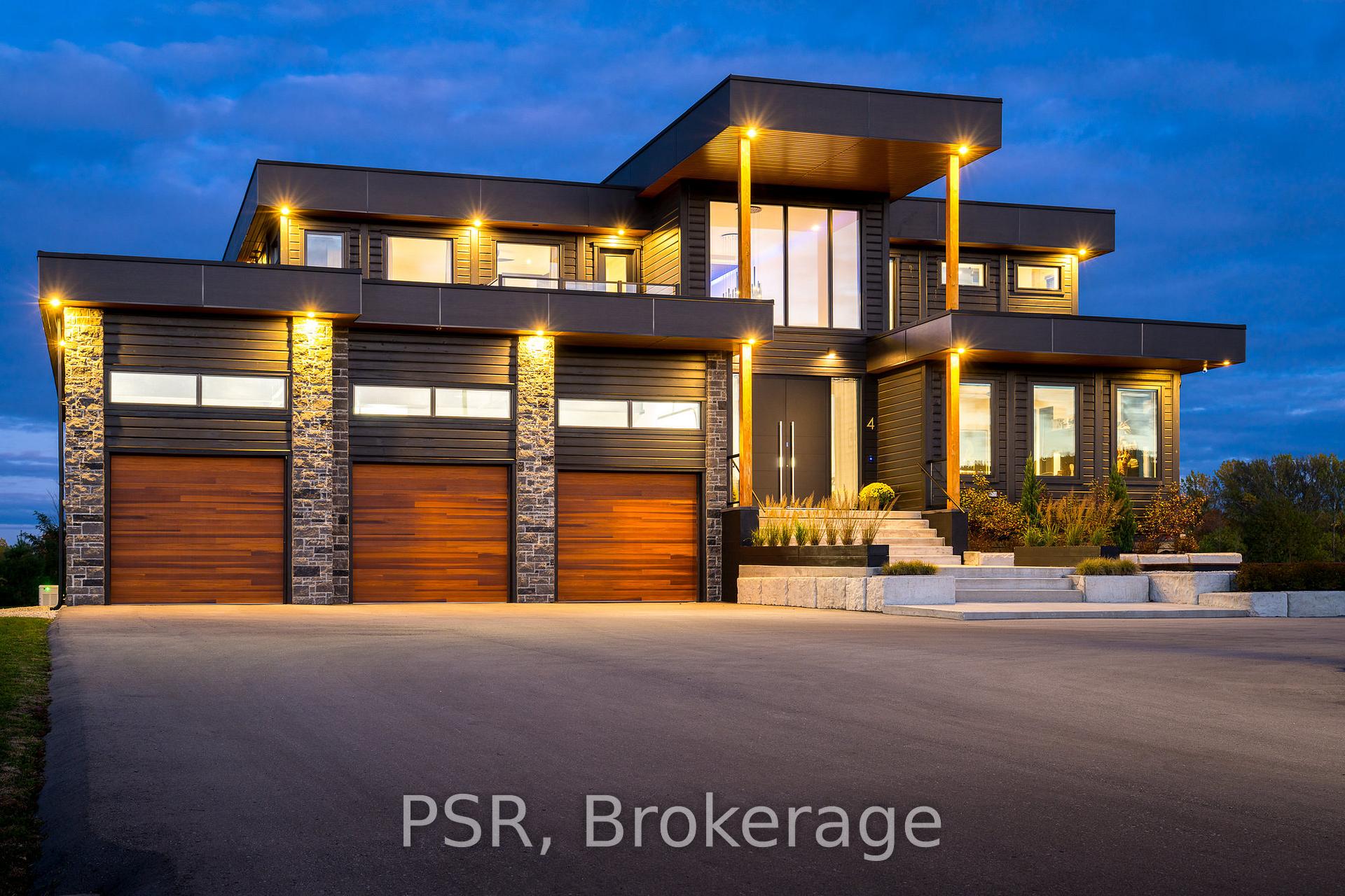 4 Raintree Court, Clearview, ON L9Y 0K2