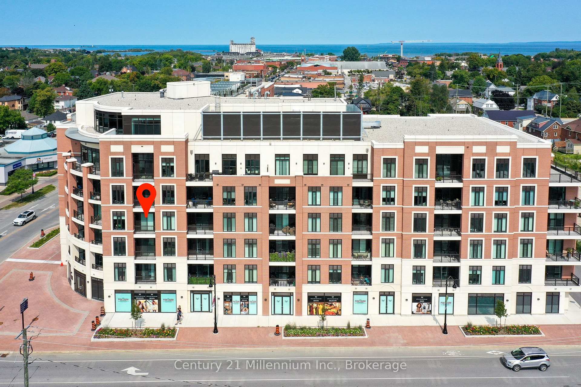 1 Hume Street 410, Collingwood, ON L9Y 0X3 — Collingwood, Ontario