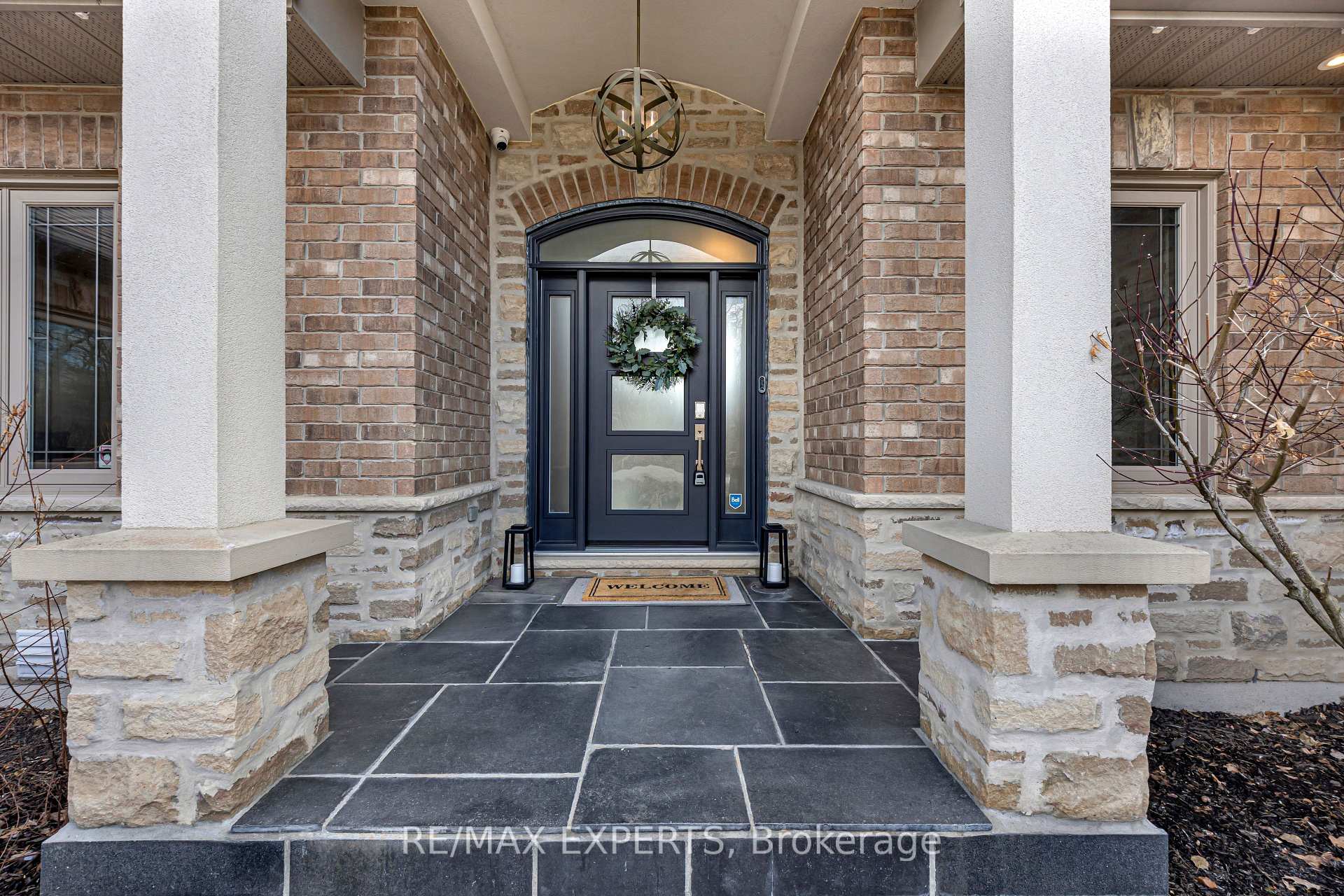1215 Seadon Road, Springwater — photo 4 of 5