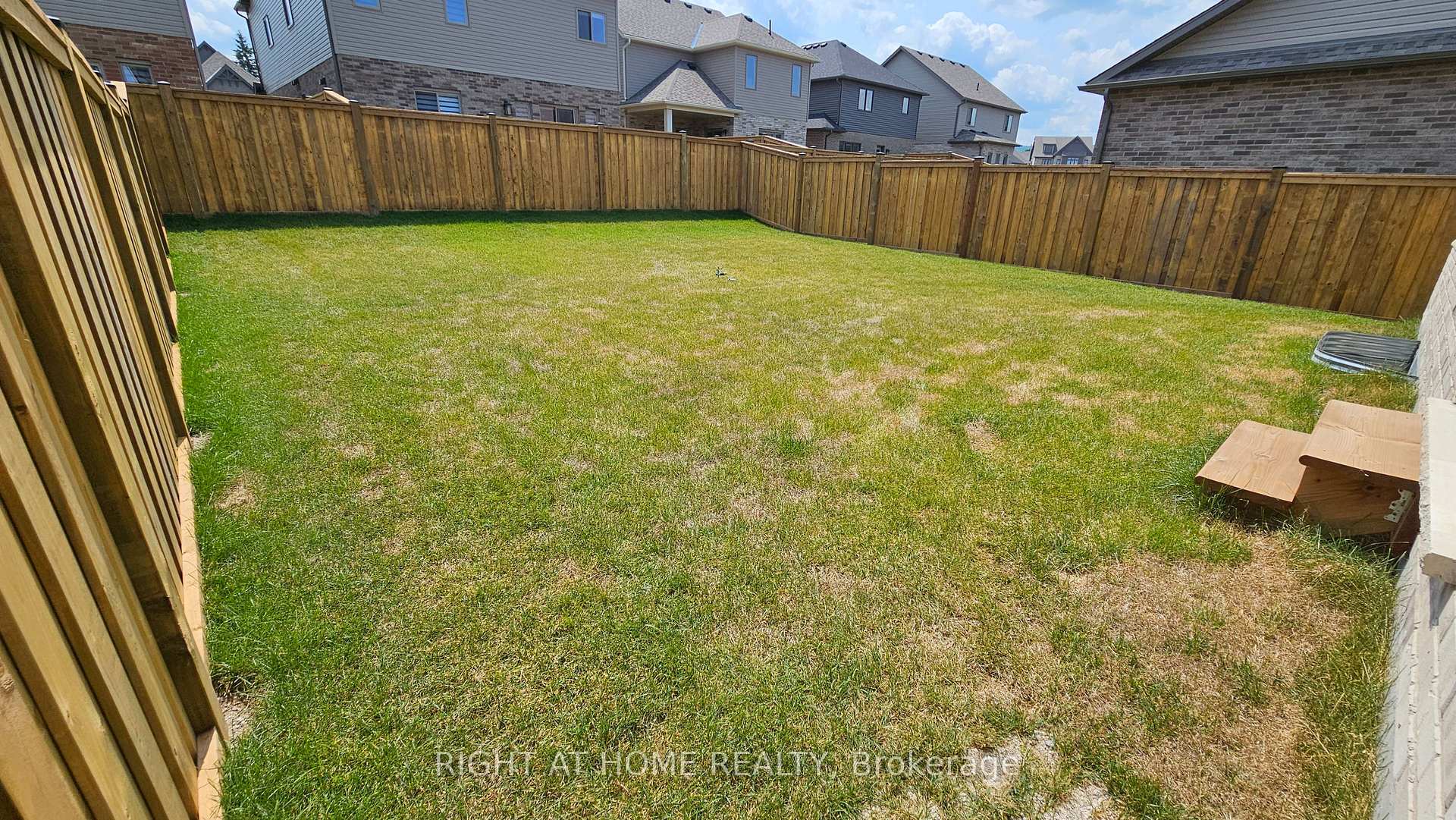 12 Mitchell Avenue, Collingwood — photo 5 of 5