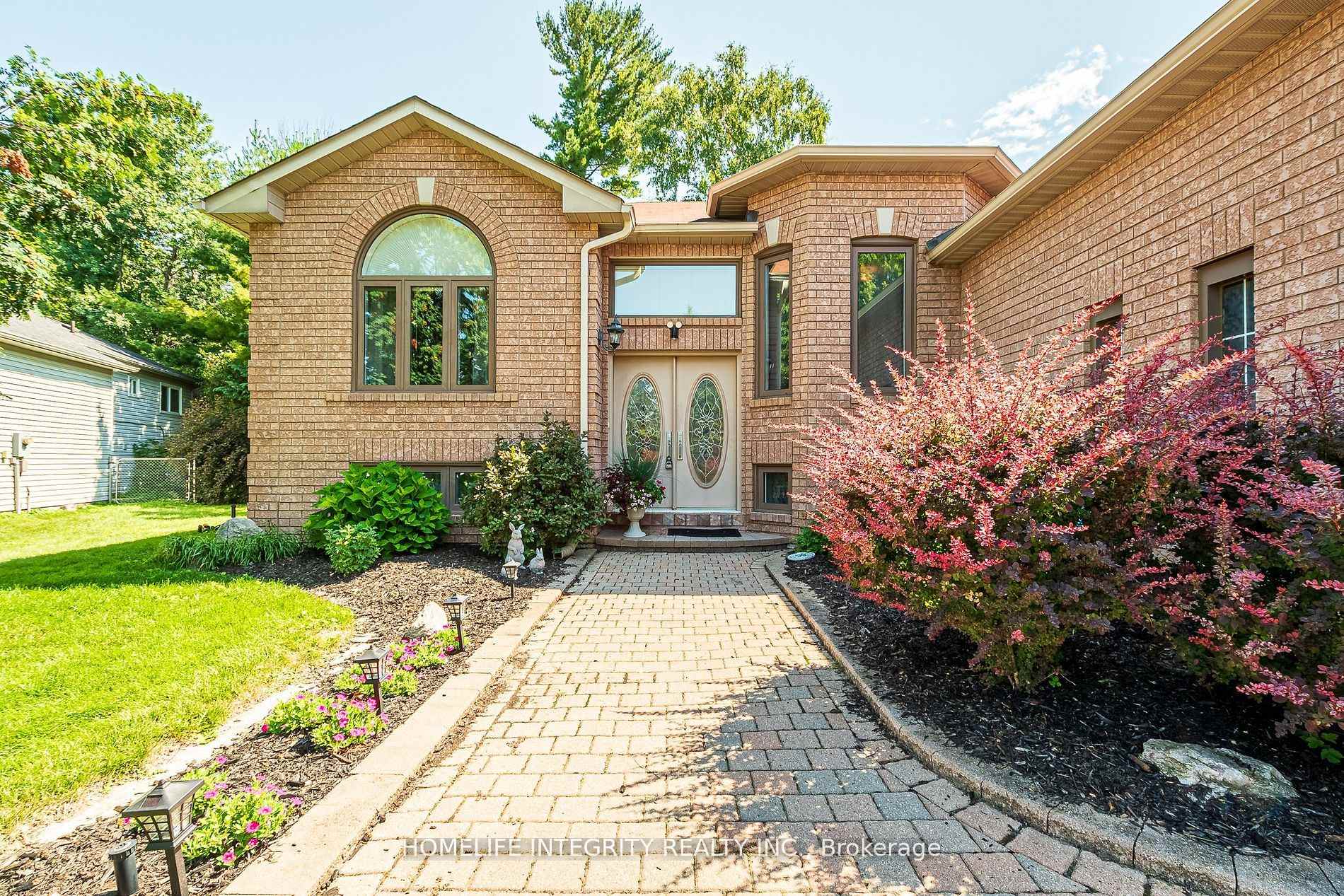 37 Brouwer Crescent, Wasaga Beach — photo 3 of 5