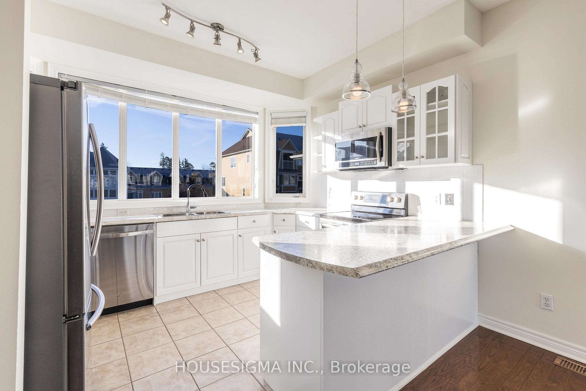 15 Cranberry Quay 10, Collingwood — photo 4 of 5