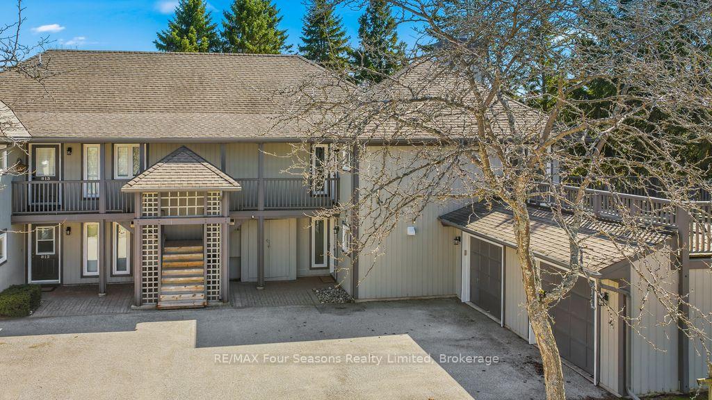 810 Suncrest Circle, Collingwood — photo 2 of 5