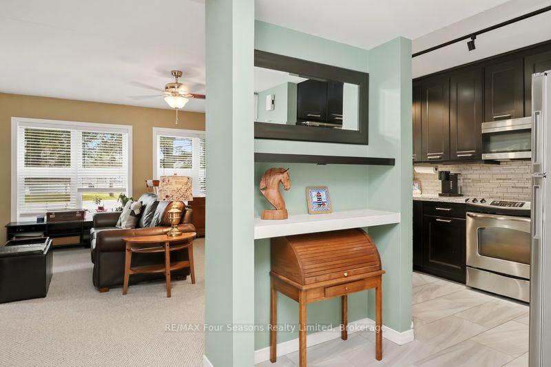 810 Suncrest Circle, Collingwood — photo 4 of 5