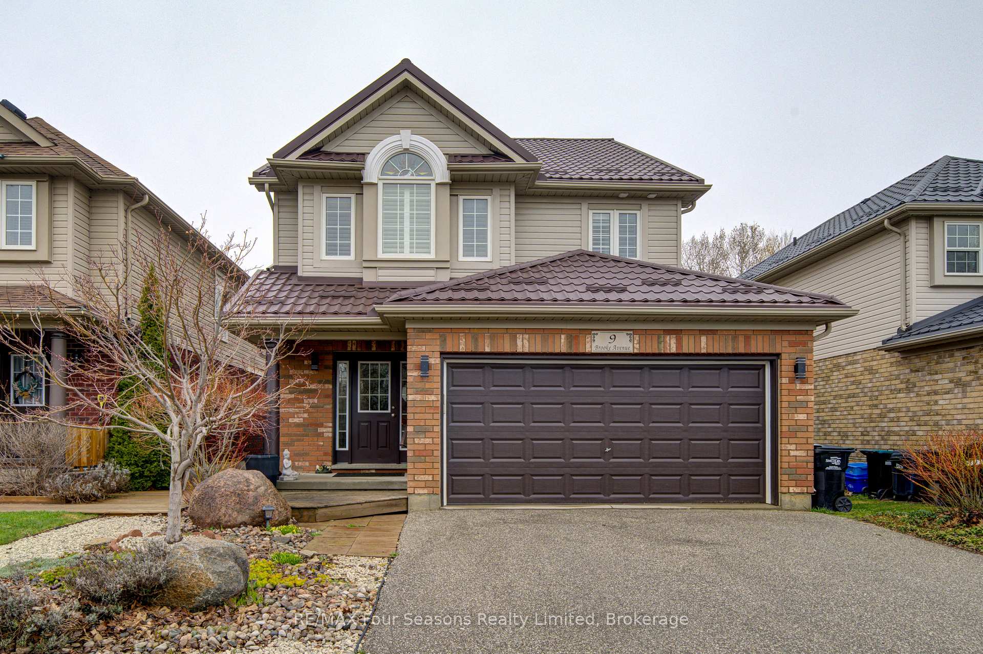9 Brooke Avenue, Collingwood, ON L9Y 5K6 — Collingwood, Ontario