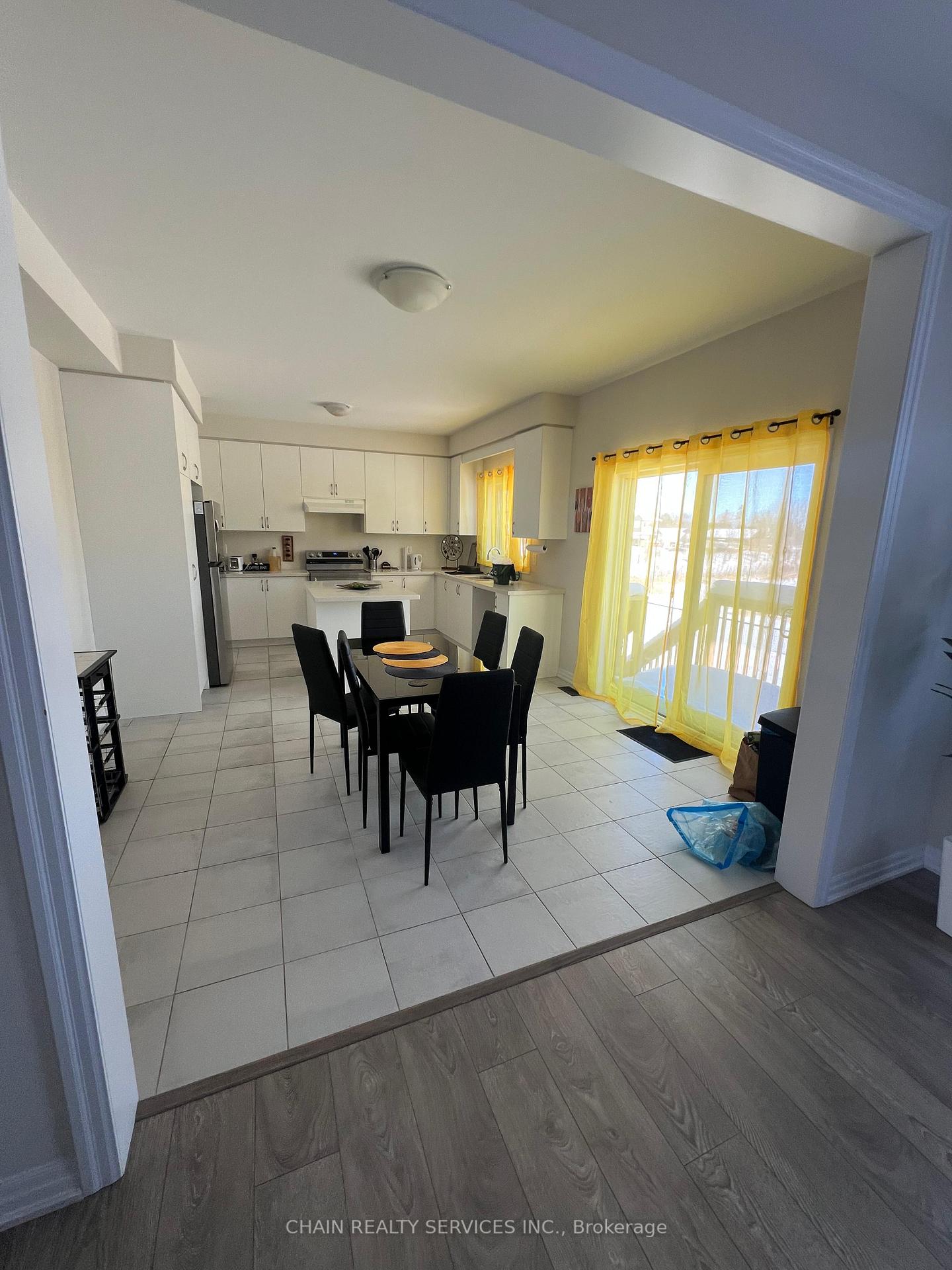 207 Stayner Street, Clearview — photo 5 of 5