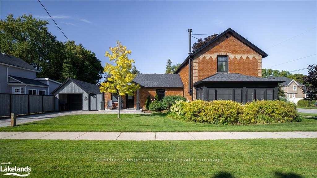 258 MAPLE Street, Collingwood — photo 5 of 5