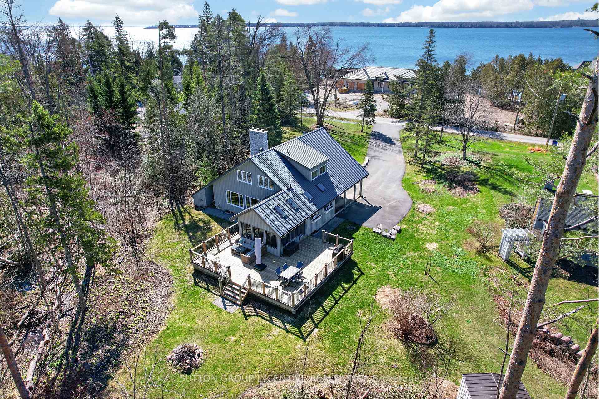 24 Brambel Road, Oro-Medonte — photo 2 of 5