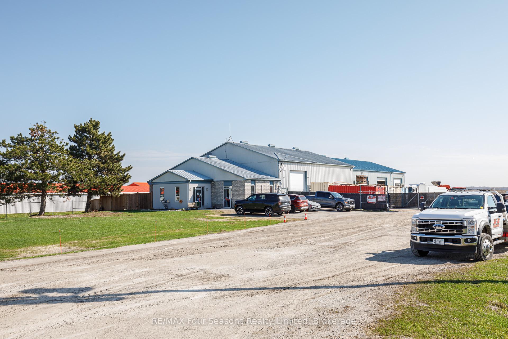 12403 10 County Road, Clearview, ON L0M 1S0