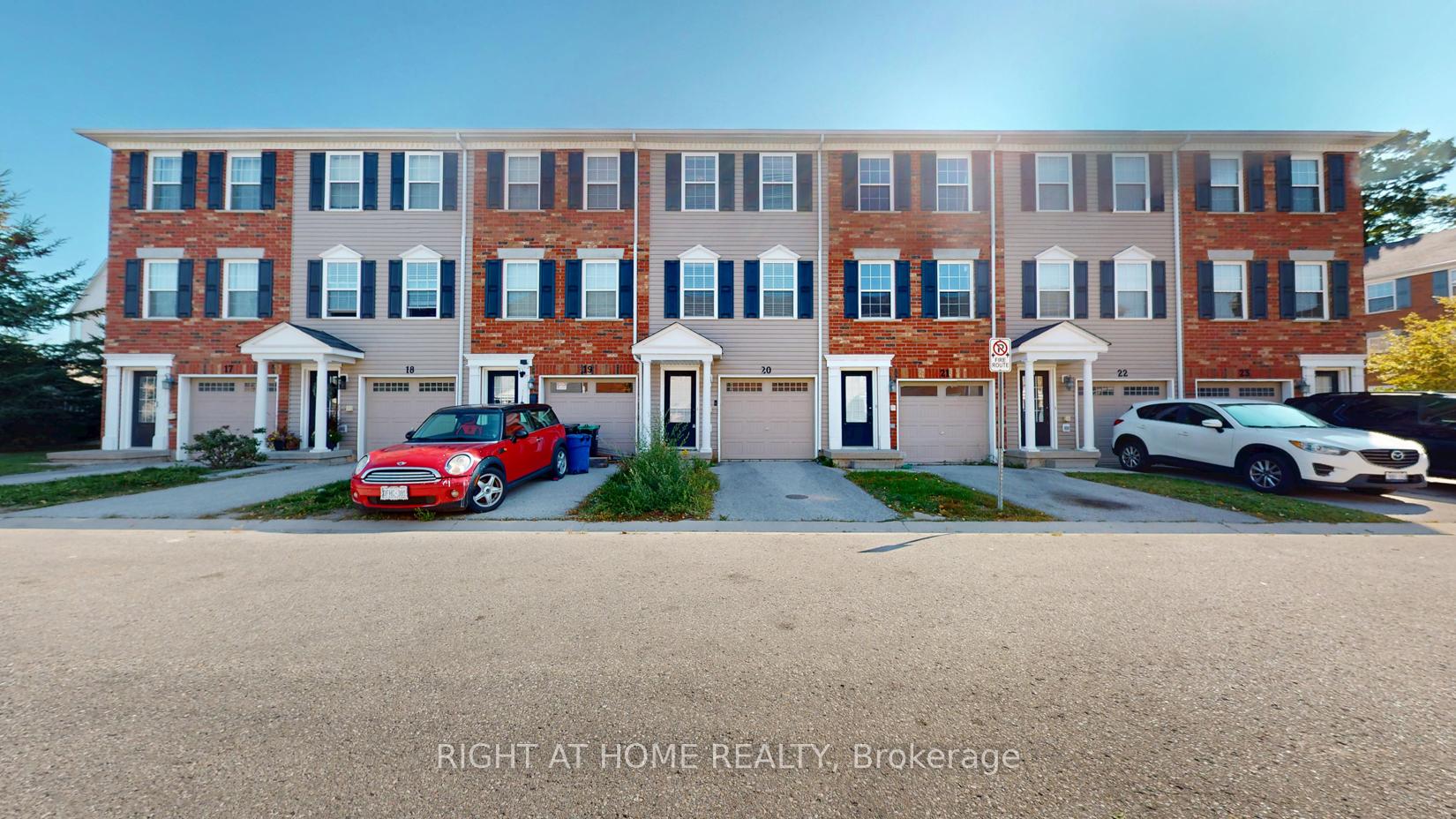 91 Coughlin Road 20, Barrie, ON L4N 0L5