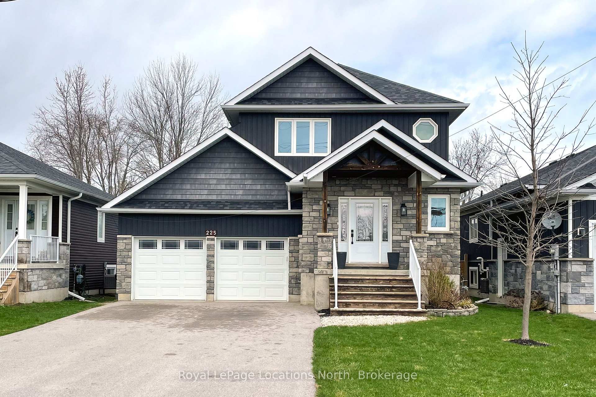 225 Quebec Street, Clearview, ON L0M 1S0 — Clearview, Ontario