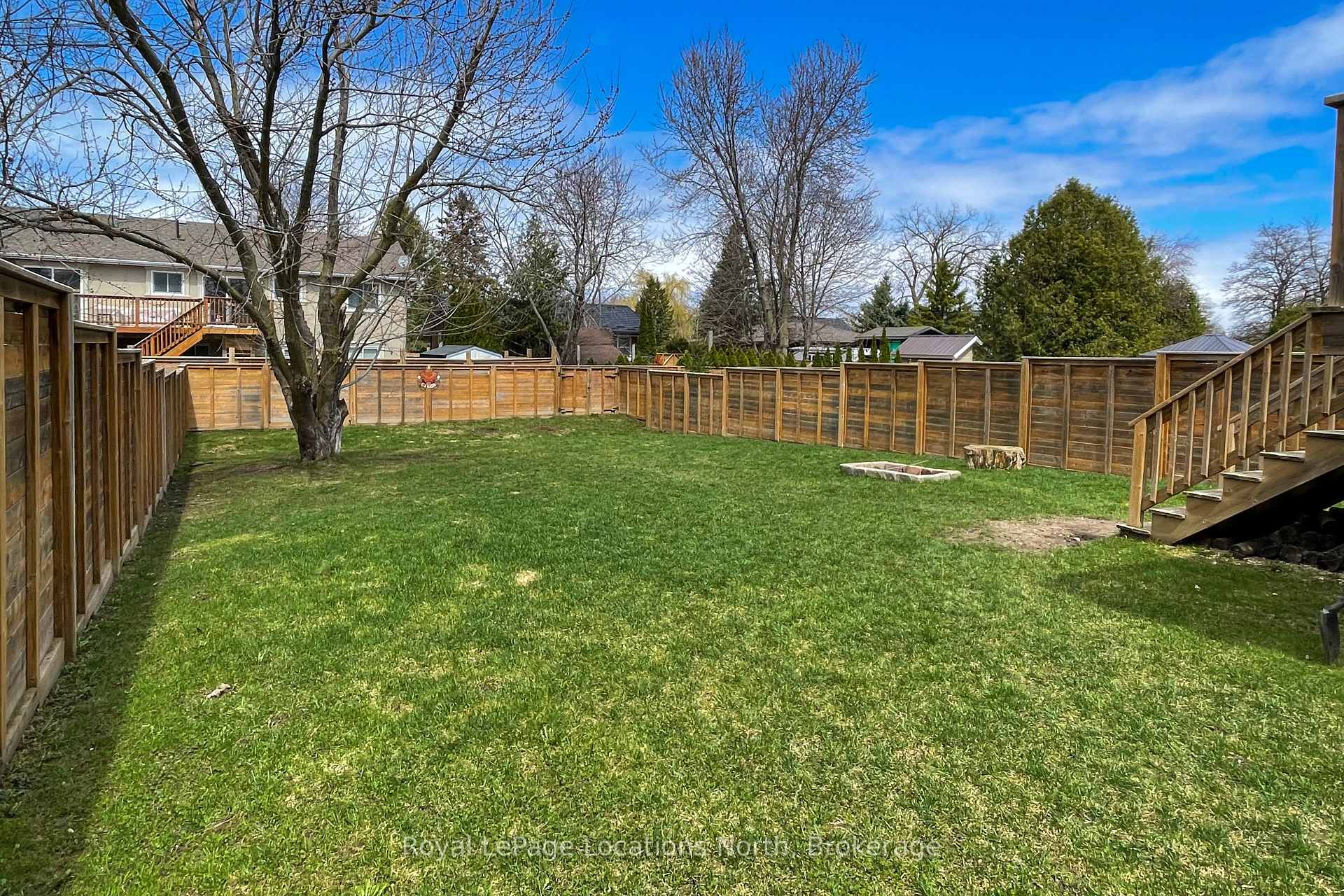 225 Quebec Street, Clearview — photo 2 of 5