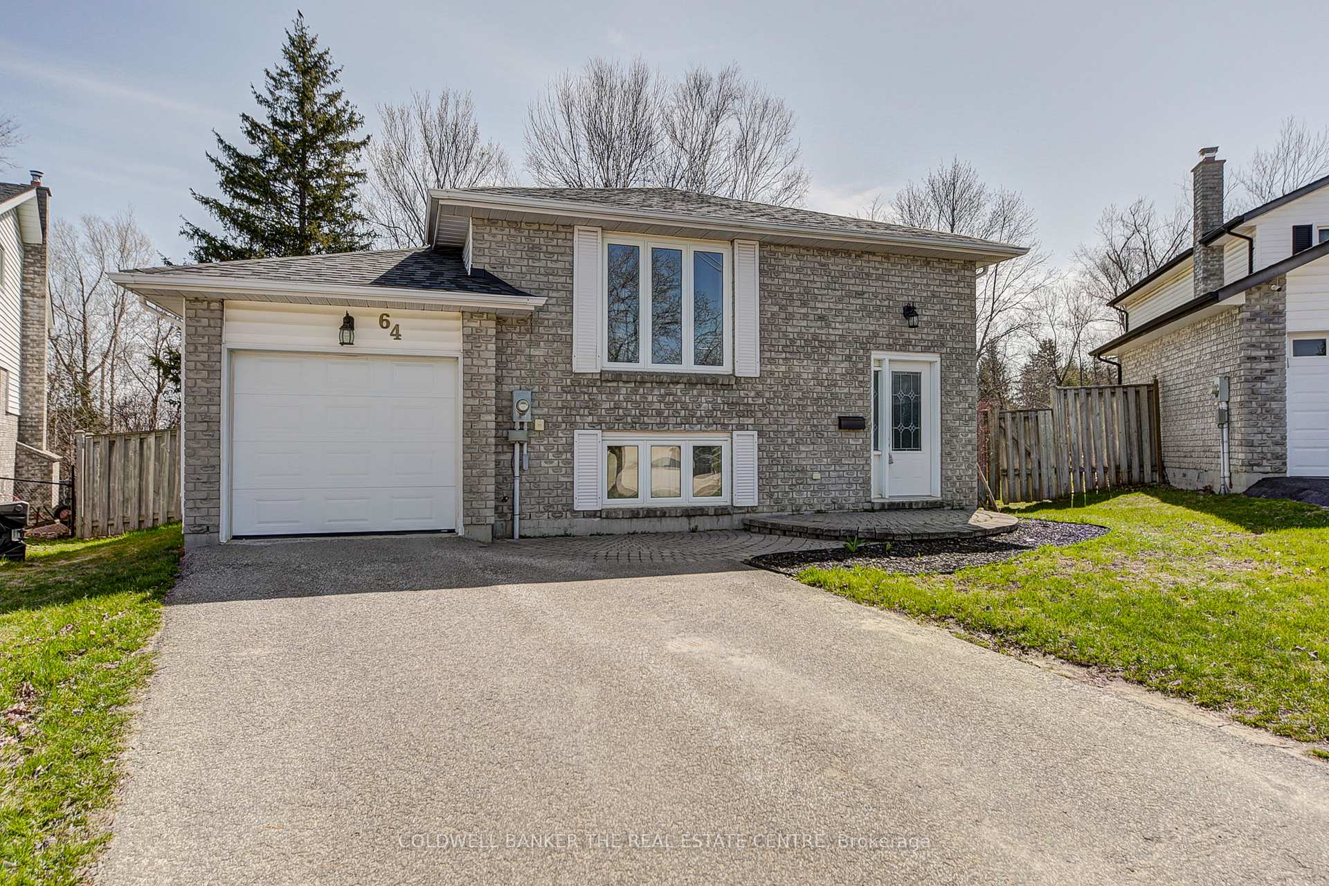 64 Mcconkey Place, Barrie, ON L4N 6H3