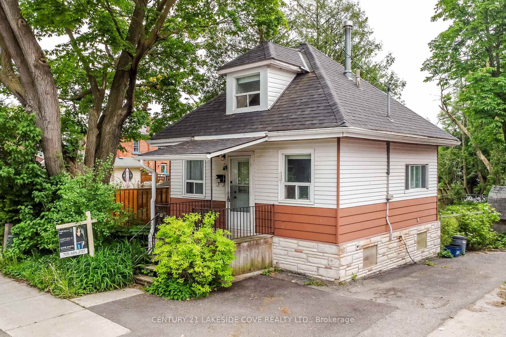 147 Dufferin Street, Orillia, ON L3V 5T1