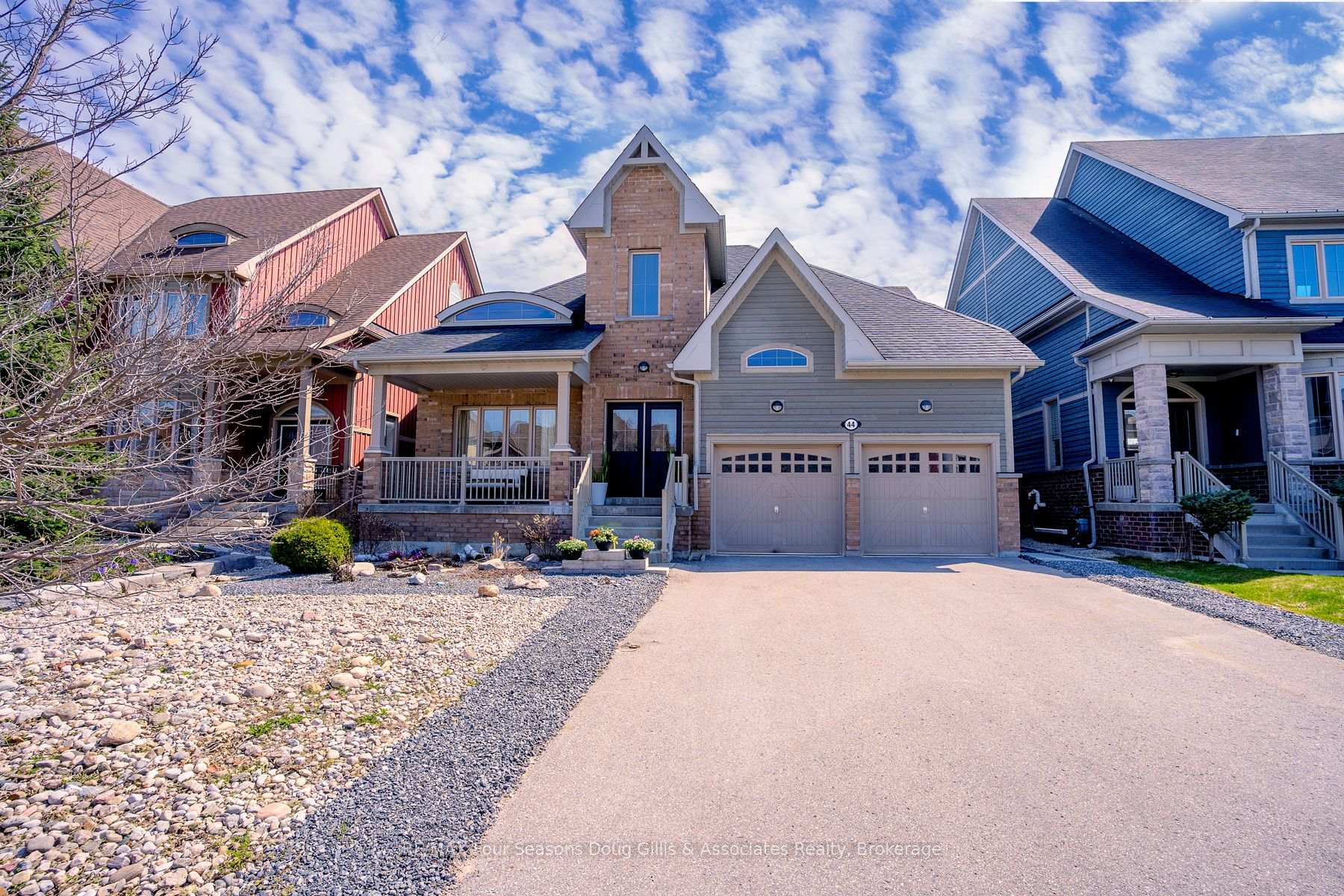 44 Hughes Street, Collingwood, ON L9Y 0W7