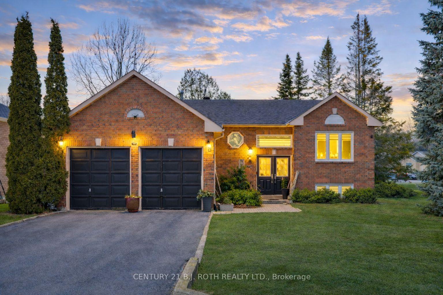 64 Royal Beech Drive, Wasaga Beach, ON L9Z 1H3