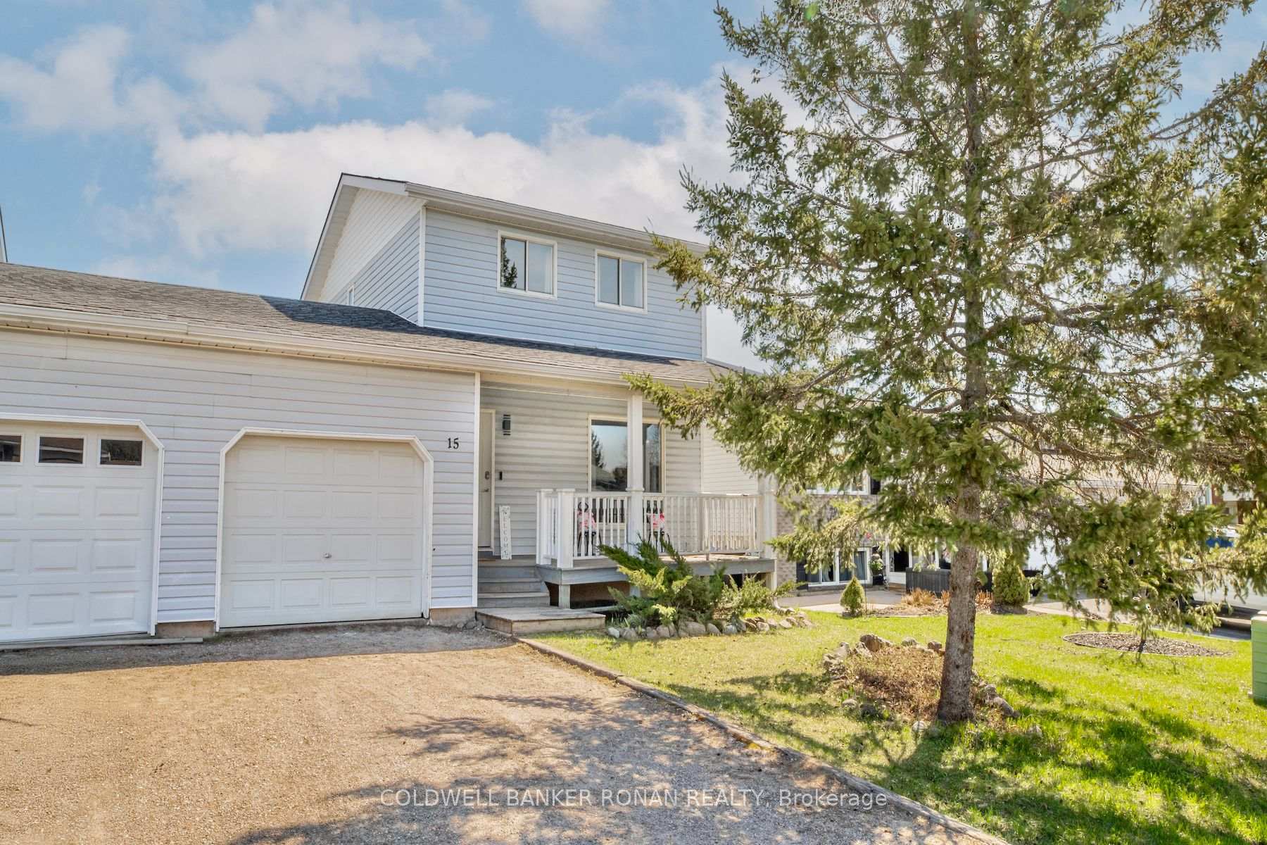15 Jennings Drive, Penetanguishene — photo 2 of 5