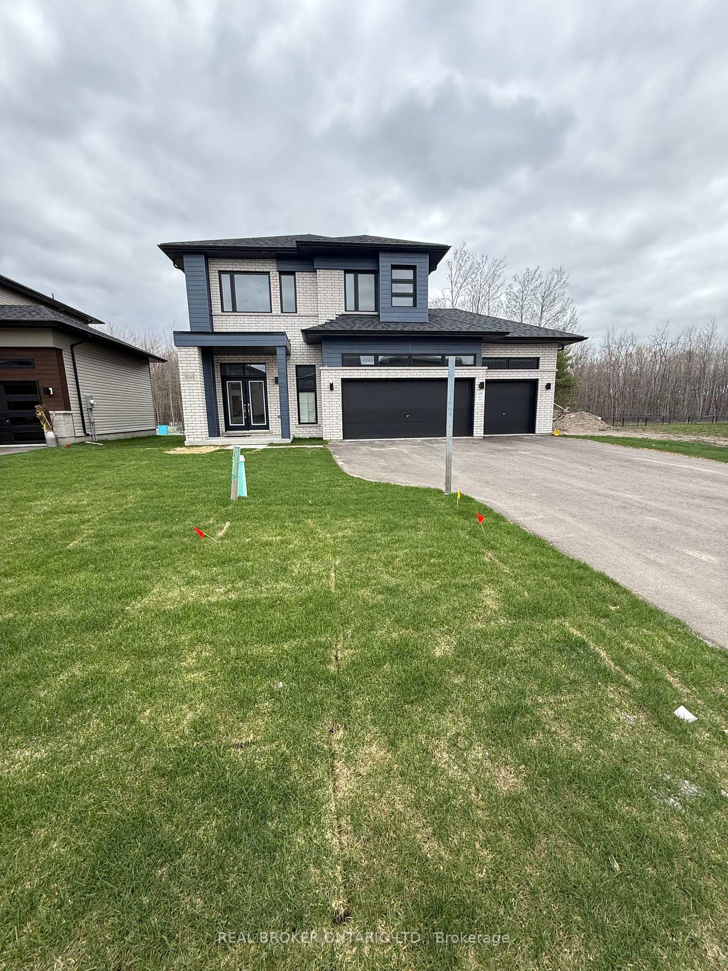 3143 Searidge Street Room B,C,D,E, Severn, ON L3V 0Y4