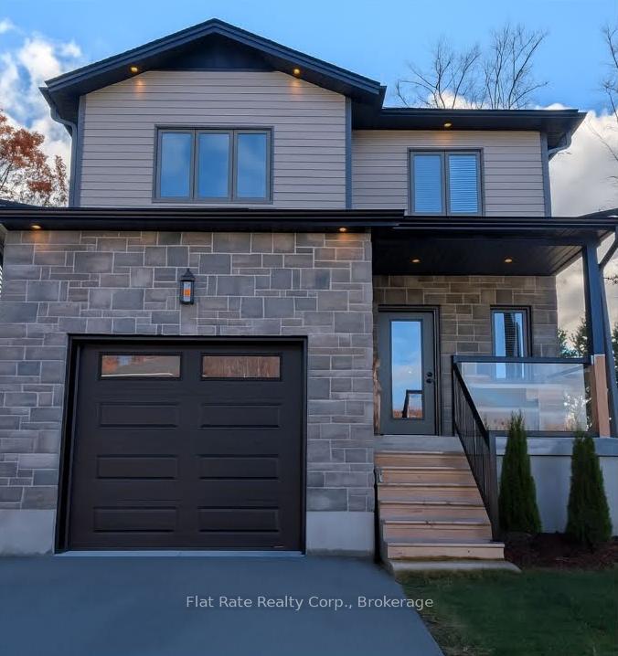 38 Payette Drive, Penetanguishene, ON L9M 1H5