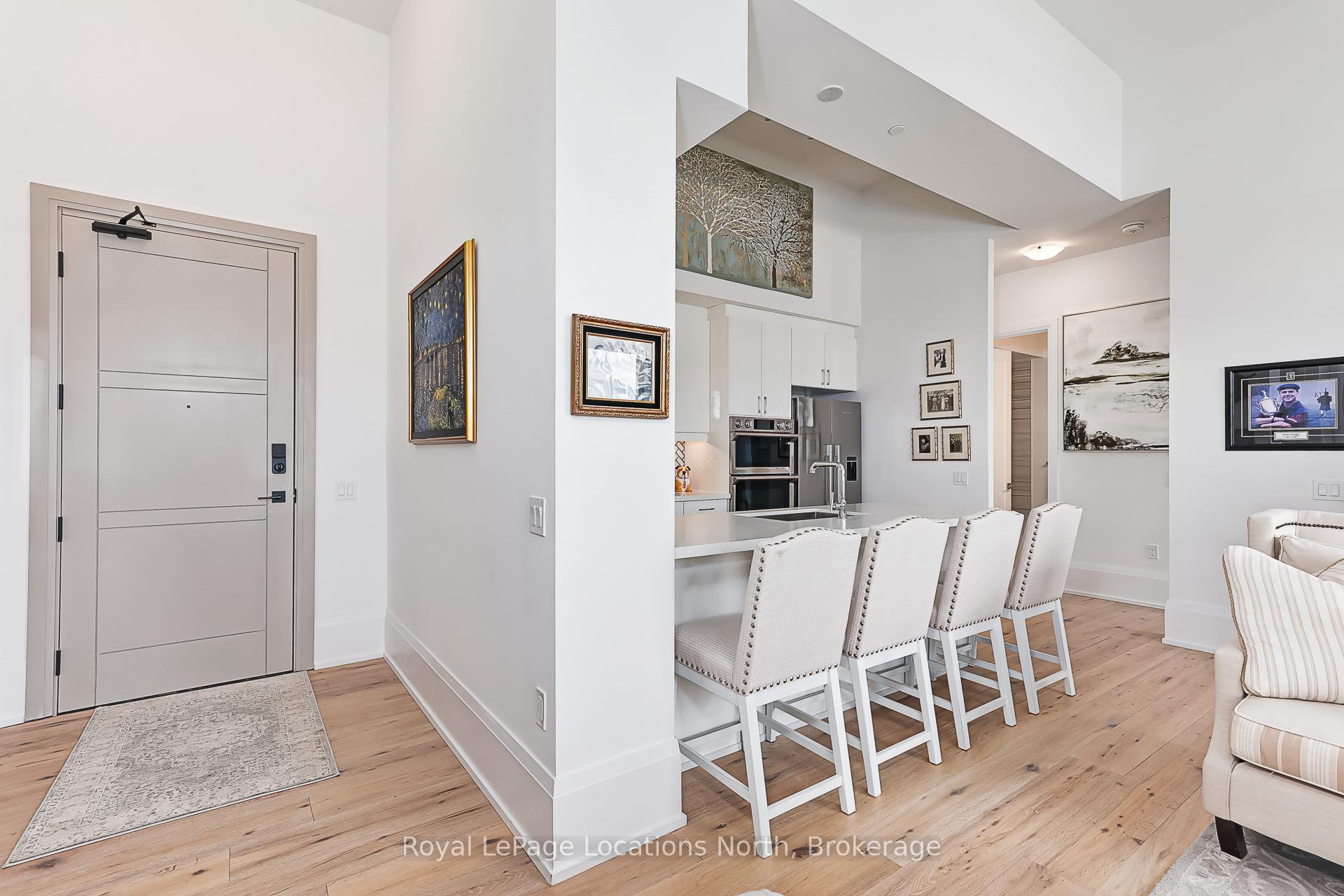 1 Hume Street E 609, Collingwood — photo 3 of 5